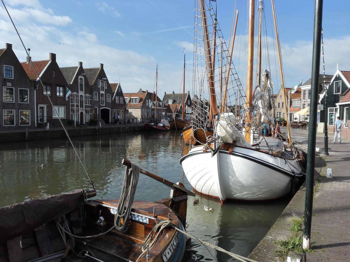 Вилла The Dutch Buoy Монникендам Экстерьер фото