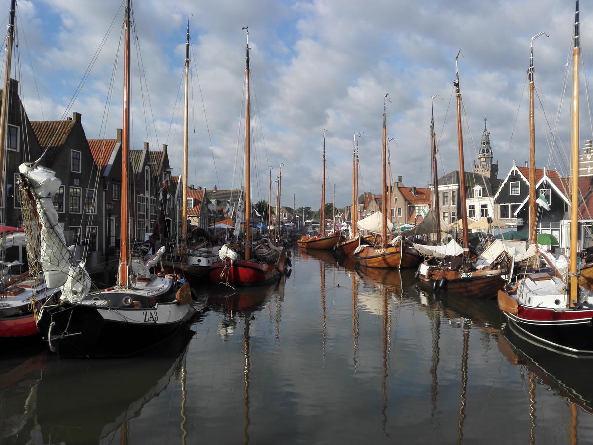 Вилла The Dutch Buoy Монникендам Экстерьер фото
