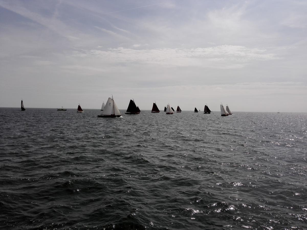 Вилла The Dutch Buoy Монникендам Экстерьер фото