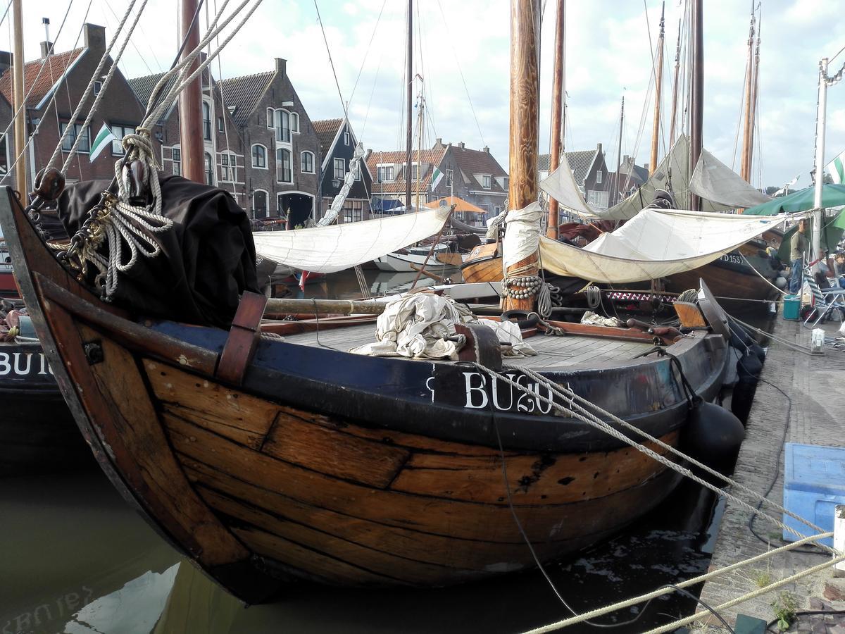 Вилла The Dutch Buoy Монникендам Экстерьер фото